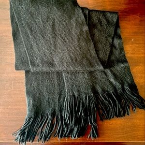 Long black cashmere scarf with fringe